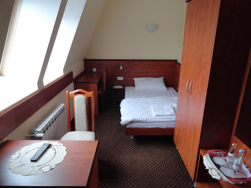 Hotel Wielkopolanka Środa Wielkopolska Camera foto